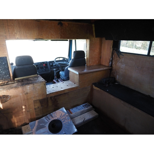 1577 - Iveco horse box 75E15. Reg. P833 OEX. V5 and keys in office