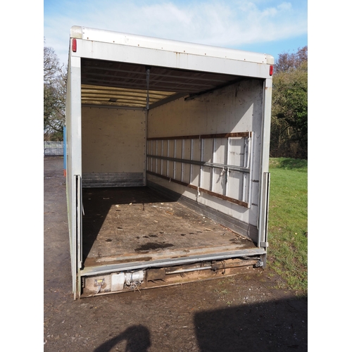 1578 - Lorry container 21ft