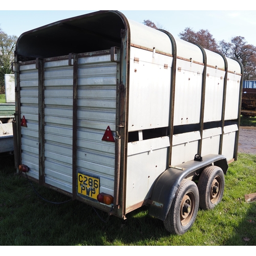 1594 - Old Ifor Williams 10ft stock trailer