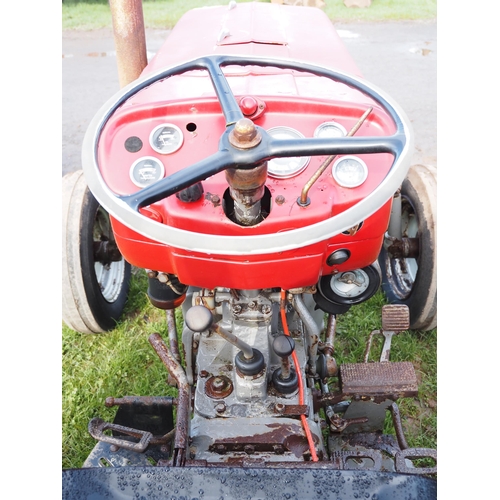 1436 - Massey Ferguson 135 tractor. C/w roll bar. Starts, runs and drives, straight axle and dry air filter... 