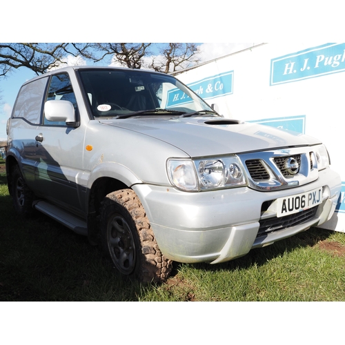 1613 - Nissan Terrano. Manual, 77,000 miles. Runs and drives, needs slave cylinder. Reg. AU06 PXJ. Keys in ... 