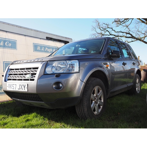 1614 - Land Rover Freelander 2 TD4. Automatic, runs and drives. MOT until 28/02/2025. Showing 93,493 Miles.... 