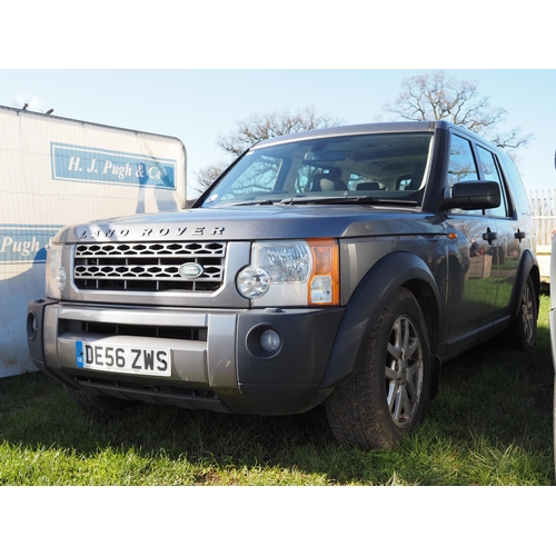 1618 - Land Rover Discovery. Automatic. MOT until 15/5/24. Showing 127,178 Miles. Reg. DE56 ZWS. V5 and key... 