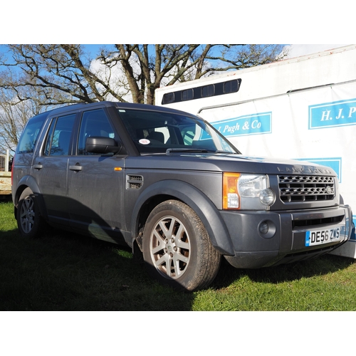 1618 - Land Rover Discovery. Automatic. MOT until 15/5/24. Showing 127,178 Miles. Reg. DE56 ZWS. V5 and key... 