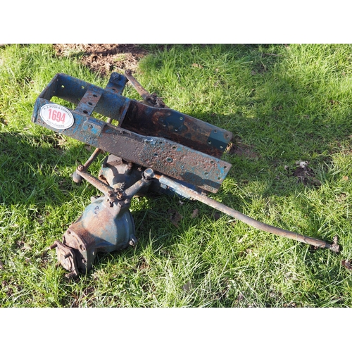 1694 - Compact tractor front 4WD axle