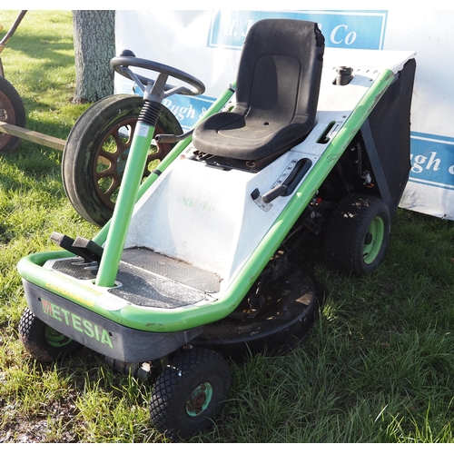 1717 - Etesia ride on mower