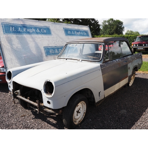 236 - Triumph Herald project, 1962, 1147cc.
Reg. CSV 824. Vehicle is live on dvla. No keys