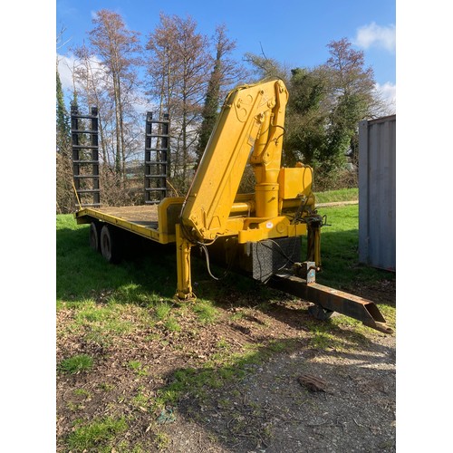 1582 - Beaver tail low loader trailer. Fitted with Atlas hiab, jack legs and ramps. In  working order. 18x8... 