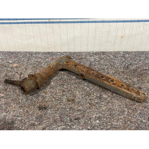 593 - Massey Ferguson 35 stub axle