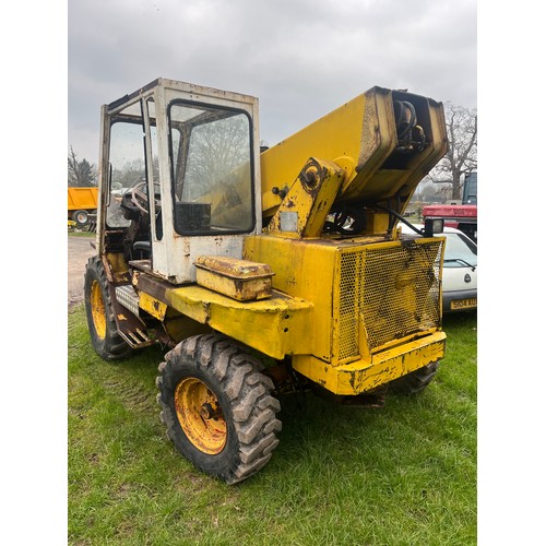 1472A - JCB 520 loadall. Runs and drives. Has been in daily use, selling due to an upgrade. Keys in office