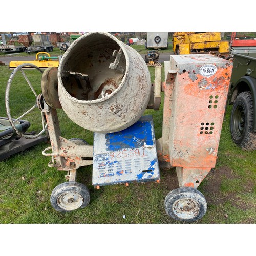 1480A - Belle concrete mixer. Electric start. 2004