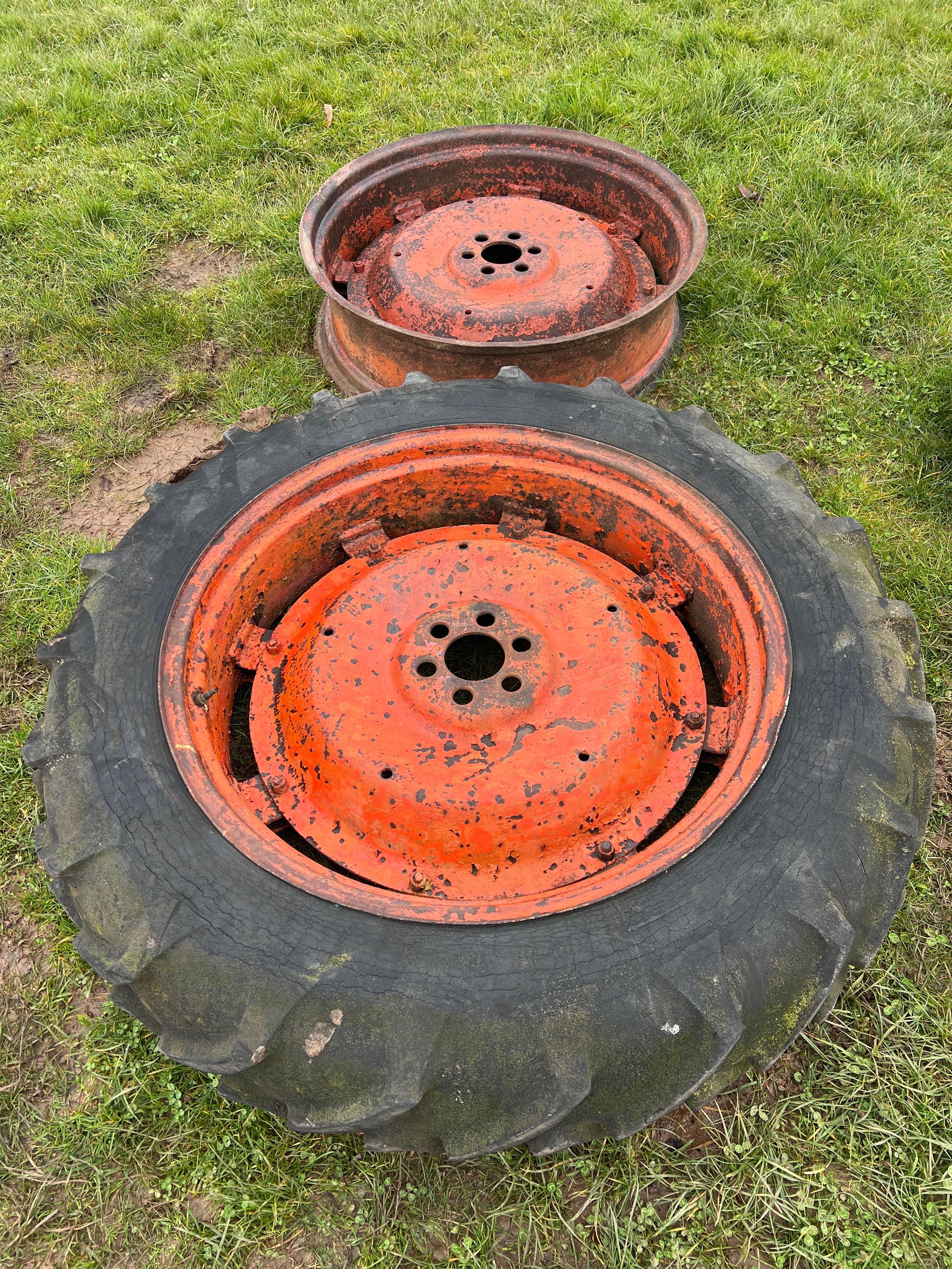 Fordson major back wheels and rims -2