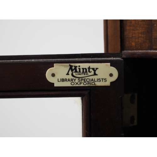 648 - 1930s 3 Tier bookcase by Minty of Oxford H41