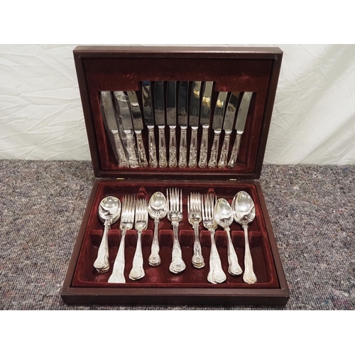 271 - Silver plate cutlery set in box