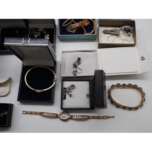 352 - Quantity of assorted rings, bracelets, necklaces, watches and earrings to include some silver and go... 