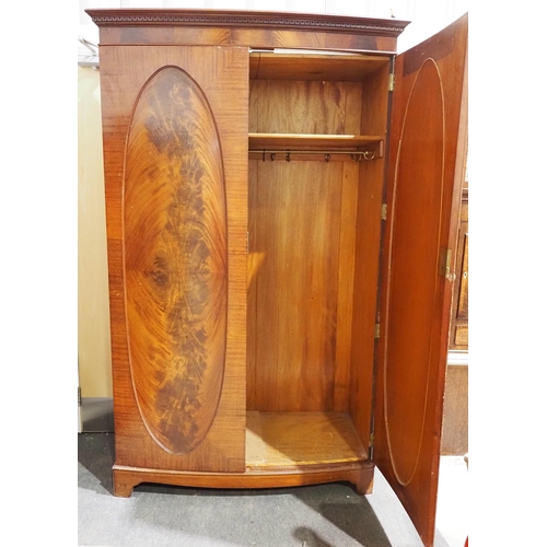 513 - Edwardian bow front wardrobe in mahogany H79