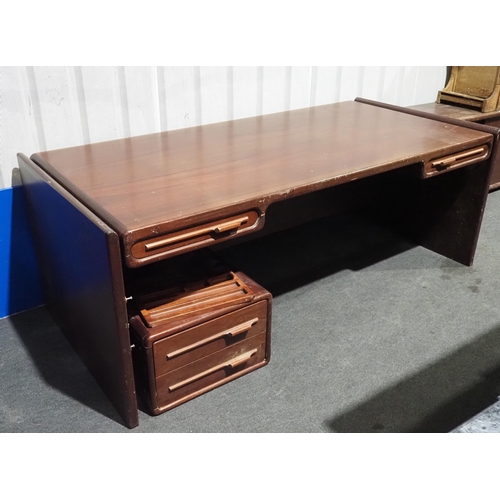 560 - Danish mid century style hardwood desk H30