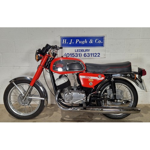 909 - Jawa 350 motorcycle. 1977. 350cc
Frame No. 144399
Engine No. 001559
Runs and rides.
Reg. MKA 868R. V... 