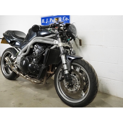 912 - Triumph 955I Speed Triple motorcycle. 2001. 955cc.
Runs and rides, digital dash, custom SS exhaust a... 