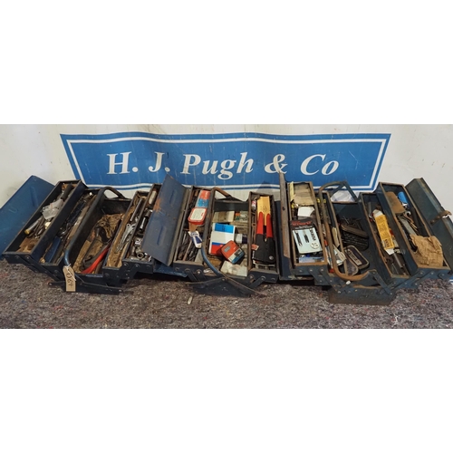 542 - Metal toolboxes and contents of assorted tools - 3