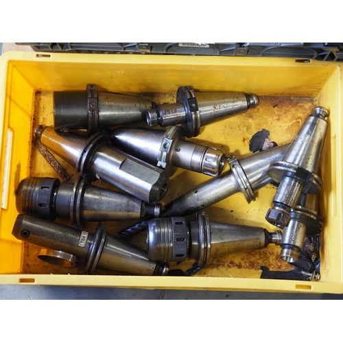 782 - Box of milling tool holders