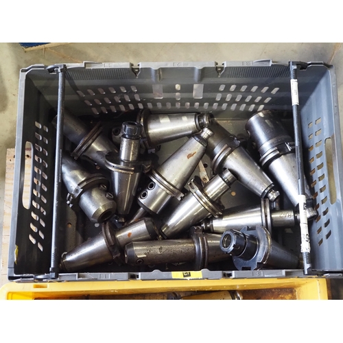 783 - Box of milling tool holders