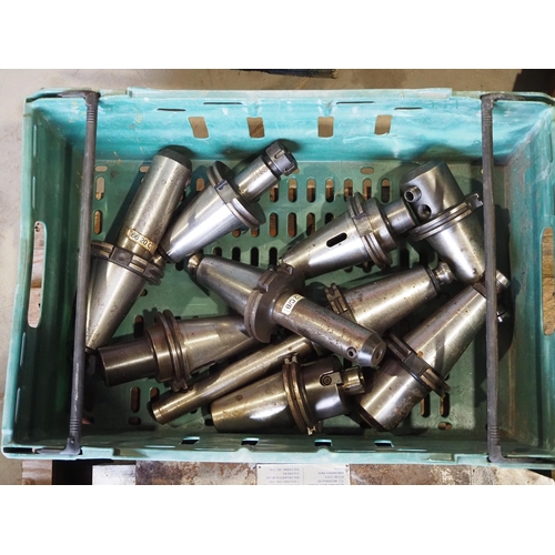 784 - Box of milling tool holders