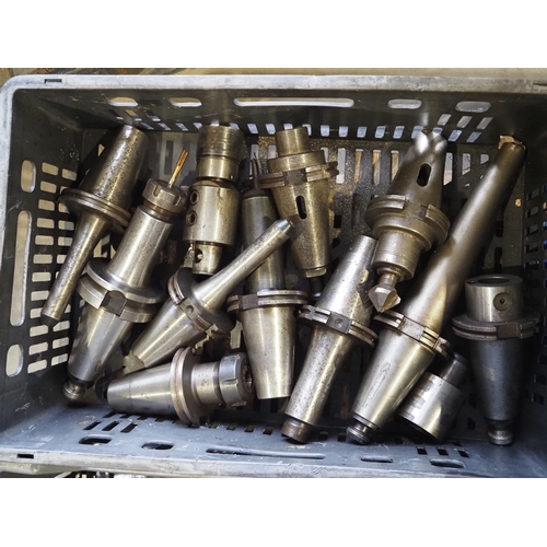 788 - Box of milling tool holders