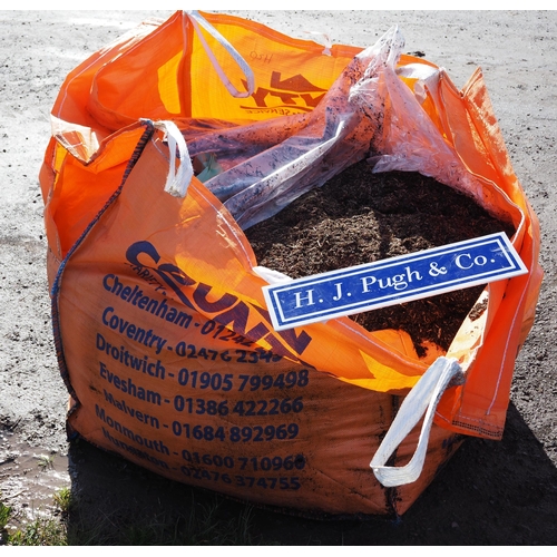 775 - Tote bag of compost