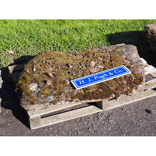 802 - Large rockery stone 40