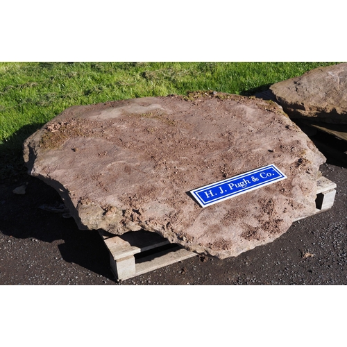 805 - Large rockery stone 60