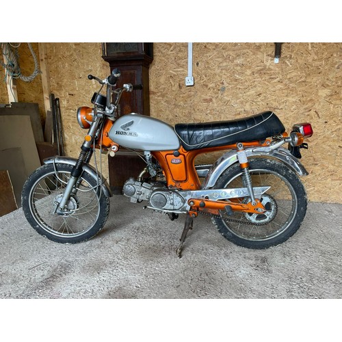 930 - Honda CL70 motorcycle. 1970. 70cc.
Frame No. CL70-203332
Engine No. CL70E-203322
Engine turns over b... 