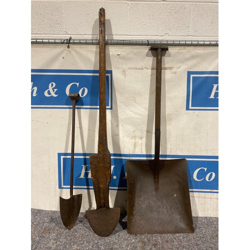 Leonard Thomas & Co. grain shovel, auger bit and early peat spade