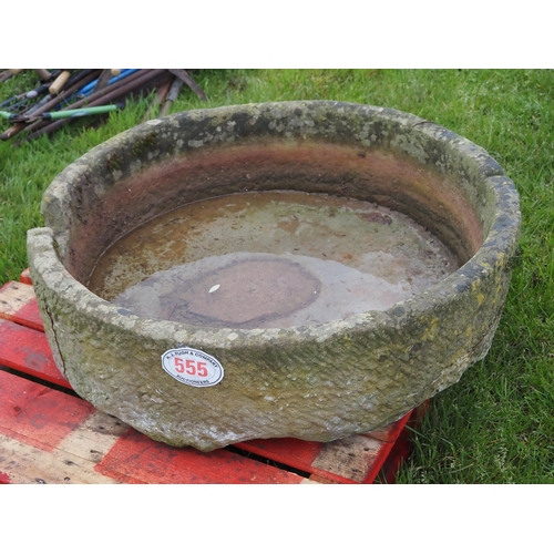 555 - Round stone trough 3ft dia