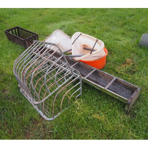 668 - Hay racks, galvanised trough, etc.