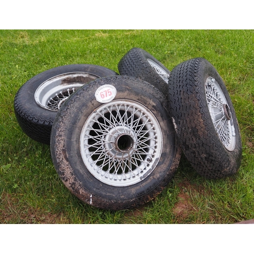 675 - Spoke wheels and tyres 185/R15