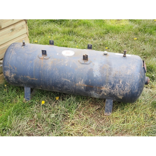 86 - Air compressor tank