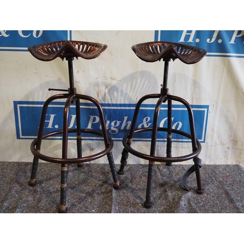 3123 - Pair of heavy duty tractor seat stools
