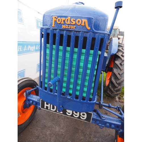 1537 - Fordson E27N tractor. Petrol paraffin. Running when stored. Restored. Good tyres. Reg. HDE 999. V5, ... 