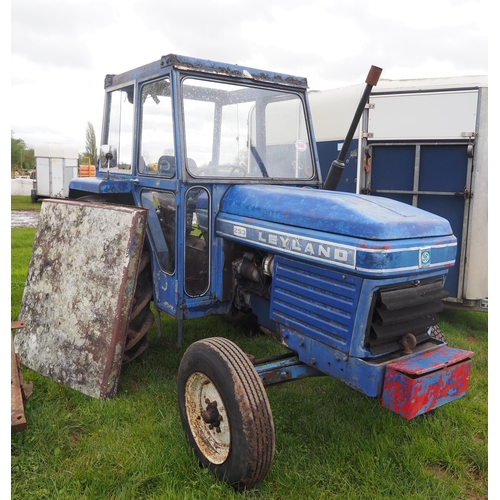 1560 - Leyland 253 tractor. Showing 3700 hours. Runs and drives. Reg. RTK 213K