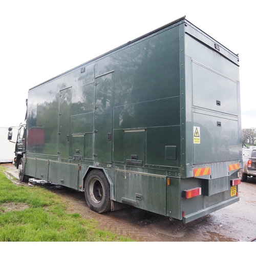 1575 - Volvo Euro FL6 4 lorry with refrigerated back, 2000. Reg. X252 RFR. V5 and key in office