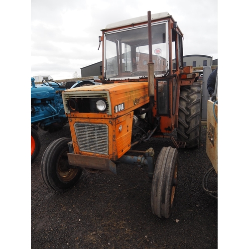 1616 - Universal 640 tractor. Has had new battery. Reg. SUY 592V. Key in office