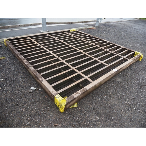 1631 - Steel cattle grid