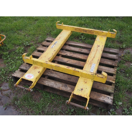 1659 - Pallet tine bag lifter