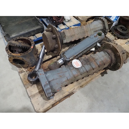 2000 - Matbro axle housing parts