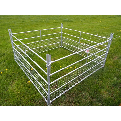 1279 - Galvanised mesh hurdles 6ft - 4