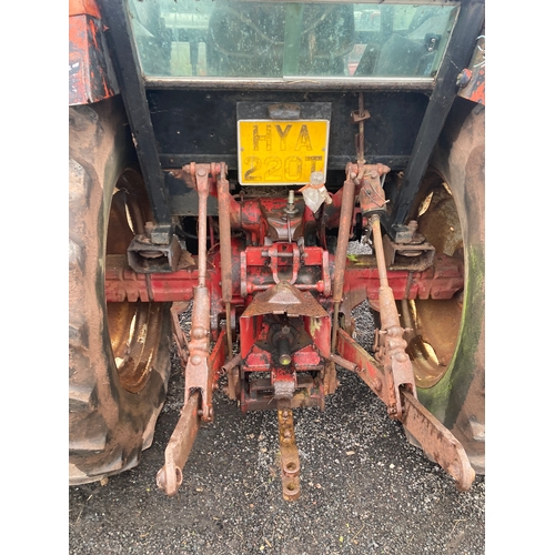 1623A - International 784 tractor. Runs and drives. C/w loader and fork. reg AYA 220T No docs