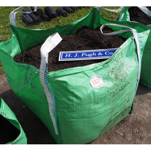 653 - Tote bag of compost