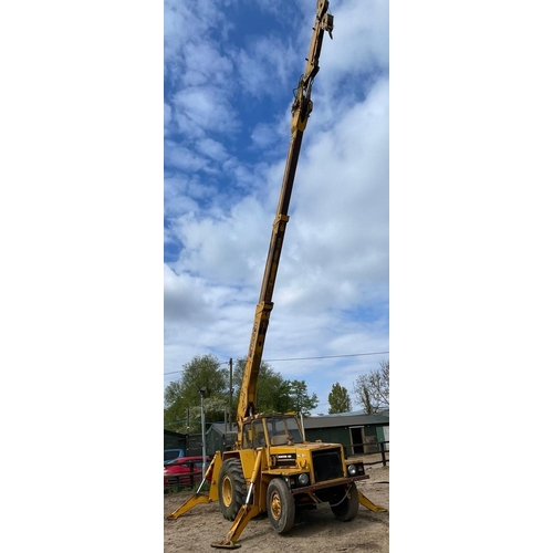 Mobile Munster MK693 crane. Runs and drives. The max height is 16 MTs, the max load with rigging set at 5 cables is 7000 it's currently rigged at 4 cable @ 5700 it has a 3 stage telescopic jib plus a hydraulic extendable fly jib attached in working order. Reg Q939 HPW. Key in office