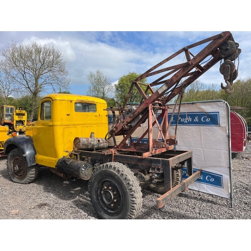 185 - Morris Commercial MRA1. 1953. Diesel. Runs and drives. Fitted with Harvey Frost recovery winch  Reg ... 